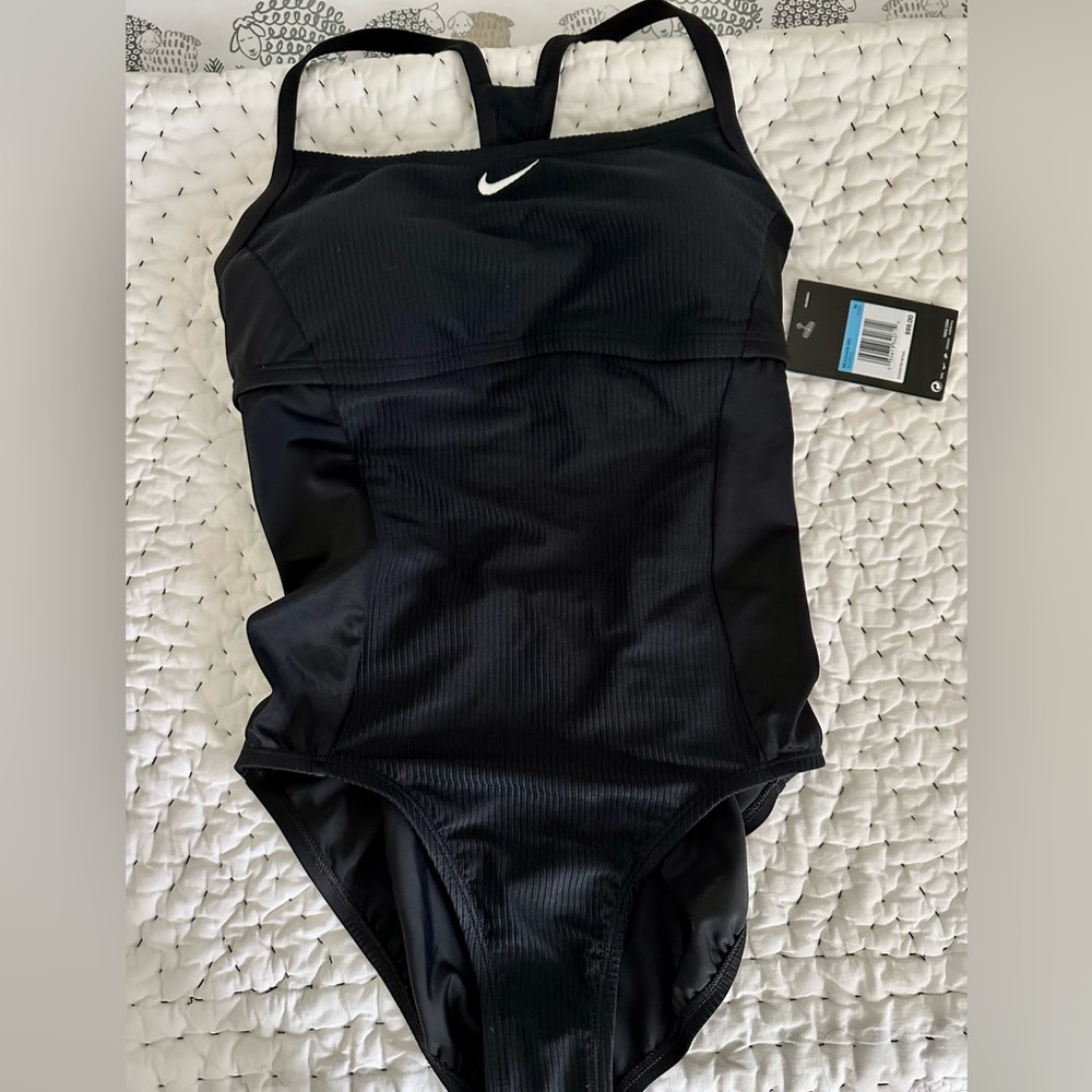 Nike swimsuit size M